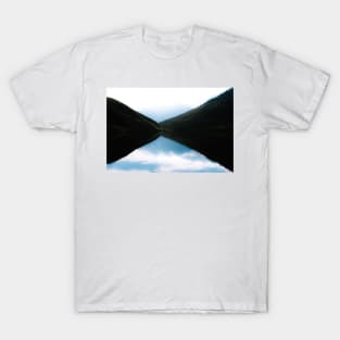 Sky Symmetry – Landscape Photography T-Shirt